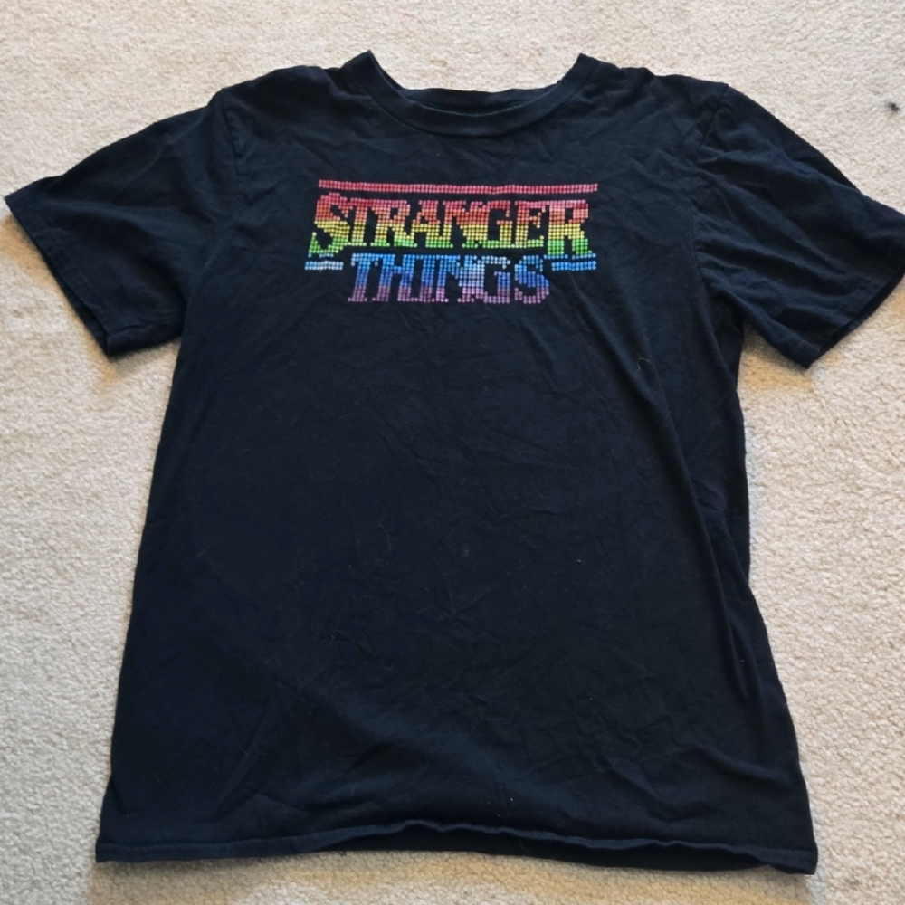 ☆ Stanger Things Rainbow Tee ☆